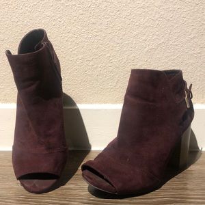Apt. 9 Wine Peep Toe